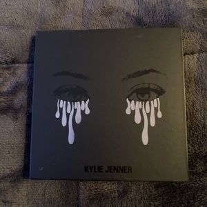 Kylie Cosmetics Halloween Palette